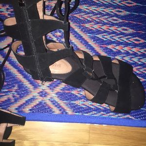 Women's Black Redondo Suede Gladiator Sandal